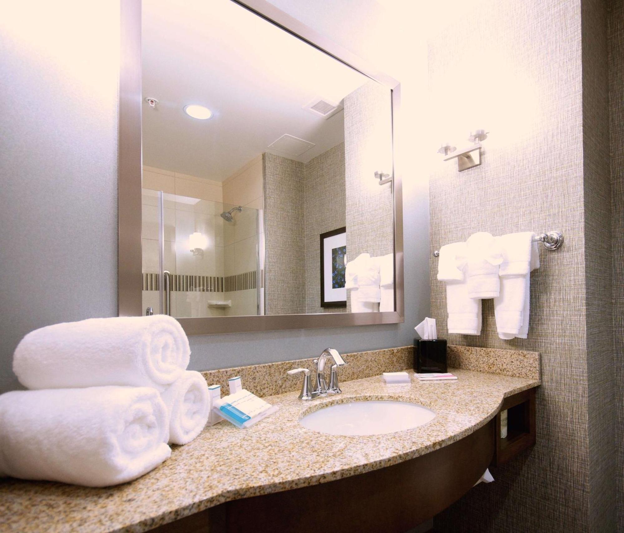 Hilton Garden Inn Hickory Εξωτερικό φωτογραφία